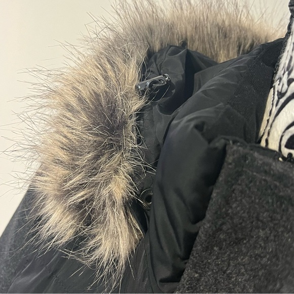 SOLD Lands End Wool Denali Like Long Coat Faux Fur Detachable Hood Gray Black - Picture 8 of 14